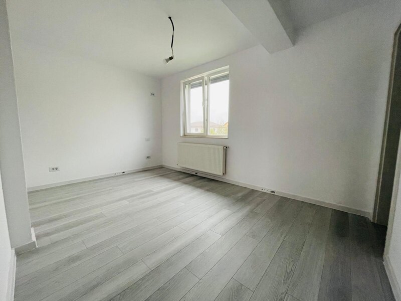 Domnesti casa de vanzare duplex p+1 toate utilitatile